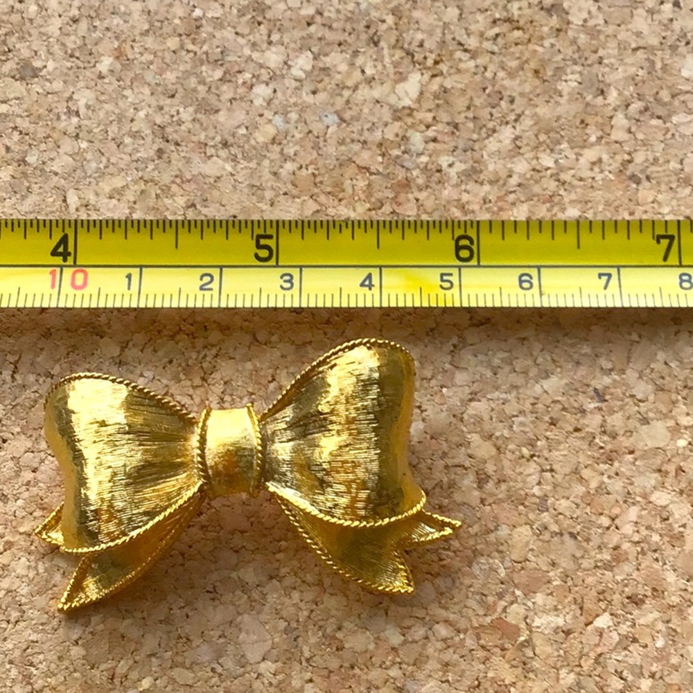 Textured Bow Brooch Pin Gold Tone